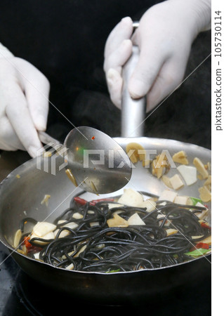 Black spaghetti 1 Black spaghetti 1 105730114
