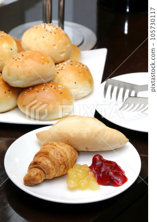 Bread 1 Bread 1 105730117