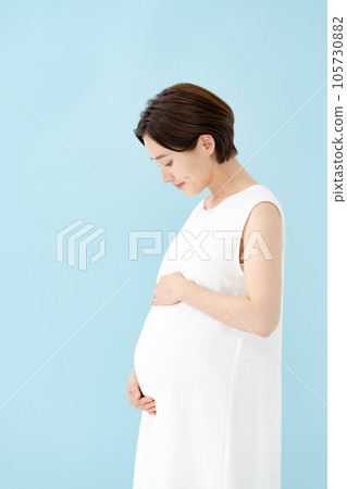 孕婦藍背 105730882