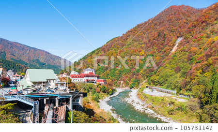 Kurobe Gorge in Autumn: Around Unazuki Station 105731142