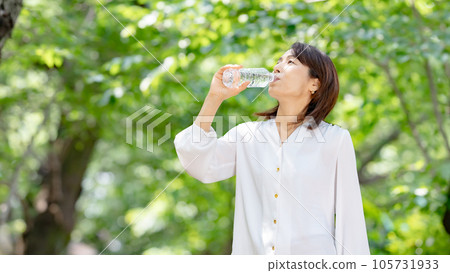 森林渴水 105731933