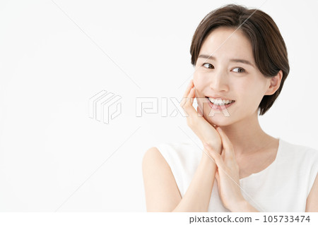 Beauty woman smile 105733474