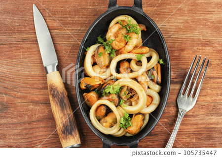 Seafood grilled on plate 105735447