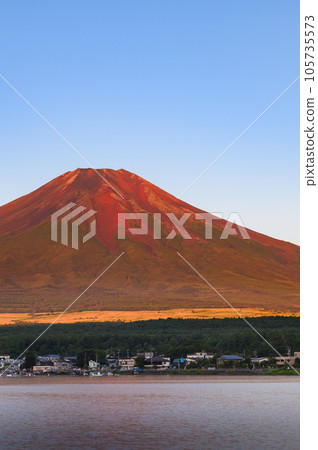 Mt. Fuji dyed in the morning glow seen from Lake Yamanaka (Red Mt. Fuji) Mt. Fuji dyed in the morning glow seen from Lake Yamanaka (Red Mt. Fuji) 105735573