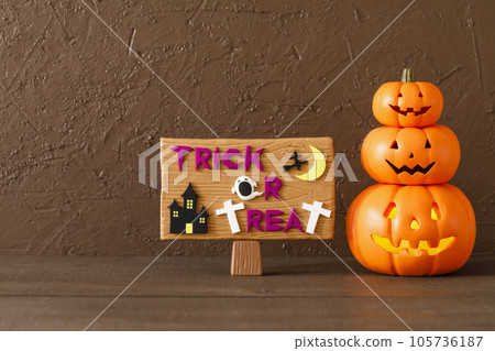 萬聖節裝飾“不給糖就搗蛋” 105736187