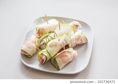 豬肉西葫蘆卷 105736472