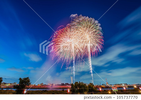 The 70th Toda Bridge Fireworks Festival SkyFantasia East and West Light Banquet The 70th Toda Bridge Fireworks Festival SkyFantasia East and West Light Banquet 105737770