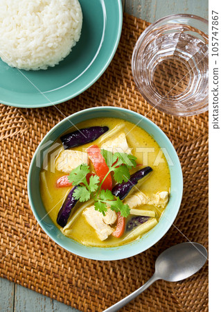 Green curry Green curry 105747867