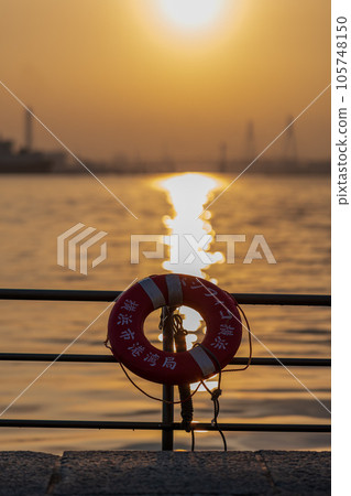 Photographing the refreshing sunrise and sunrise scenery of Yokohama from Rinko Park｜Yokohama City, Kanagawa Prefecture 105748150