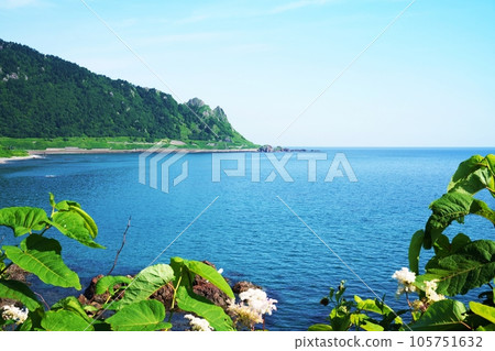 Sea of Okhotsk in summer and Cape Kitami Kamui, Hokkaido Sea of Okhotsk in summer and Cape Kitami Kamui, Hokkaido 105751632