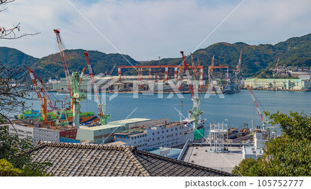 Nagasaki shipyard scenery 105752777