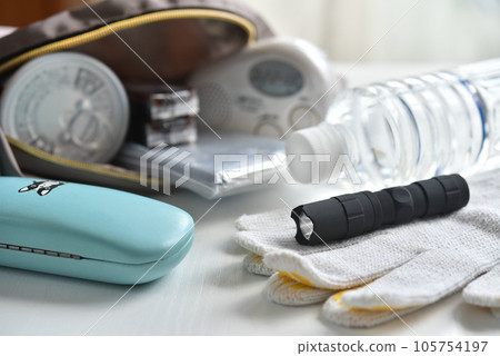 in an emergency bag in an emergency bag 105754197