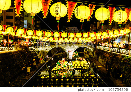 Spectacles Bridge (Nagasaki Lantern Festival) Spectacles Bridge (Nagasaki Lantern Festival) 105754296