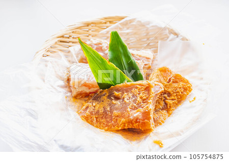 醃製的味噌醬醃製 105754875