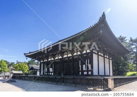 Kofuku-ji Temple East Golden Hall (Noborioji-cho, Nara City, Nara Prefecture) shining against the blue sky 105755684