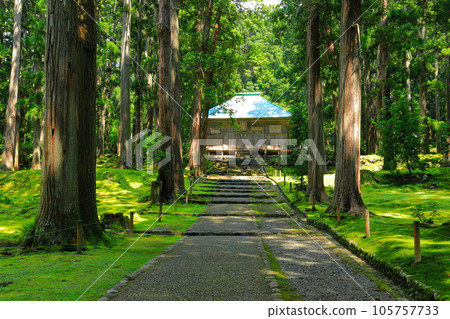 [Fukui Prefecture] Worship hall of Heisenji Hakusan Shrine 105757733