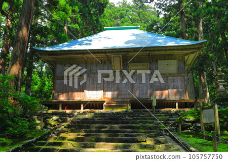 [Fukui Prefecture] Worship hall of Heisenji Hakusan Shrine 105757750
