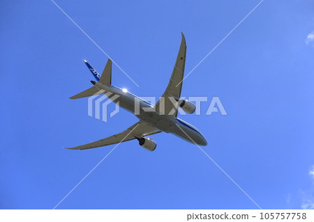 客機起飛圖片 105757758