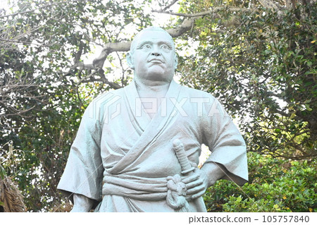 Statue of Saigo Takamori at Okinoerabujima Nanshu Shrine Statue of Saigo Takamori at Okinoerabujima Nanshu Shrine 105757840