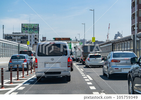 《Tokyo》Traffic Congestion, Metropolitan Expressway Rush Hour 《Tokyo》Traffic Congestion, Metropolitan Expressway Rush Hour 105759349