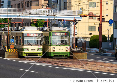 A Hiroden tram running through the center of Hiroshima City 105760193
