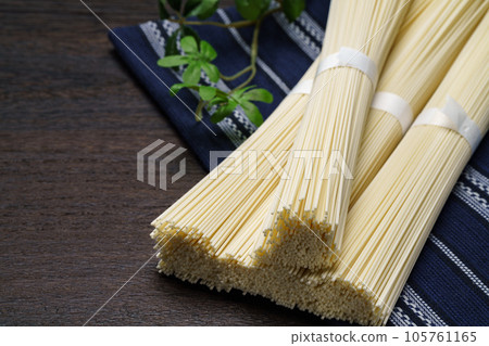 麺 105761165