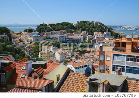 Picturesque panoramic daytime view of Lisbon city 105767799