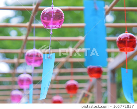 Beautiful scenery of Hokkaido Biei Shrine in summer Wind chime scenery Beautiful scenery of Hokkaido Biei Shrine in summer Wind chime scenery 105771837