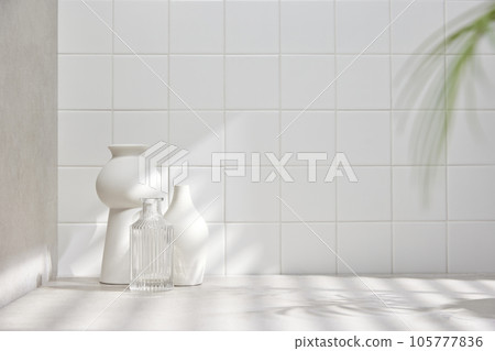 Various props in the bathroom background 105777836