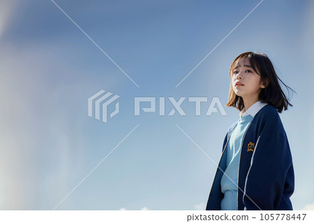 女高中生對著藍天哭泣AI生成 105778447