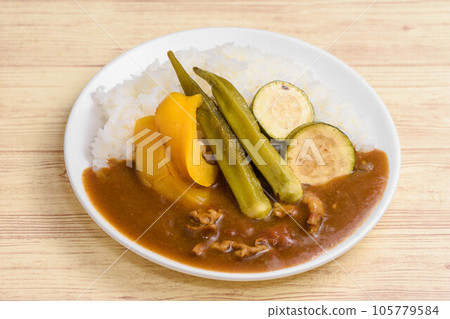Summer classic summer vegetable curry 105779584