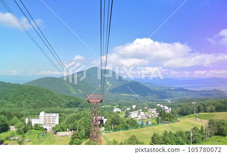 清新的夏日風景 清新的夏日風景 105780072