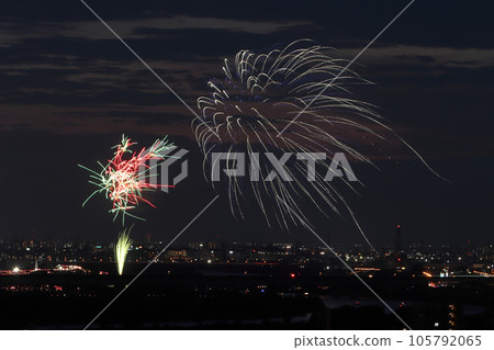Arakawa: Toda Bridge Fireworks Festival SkyFantasia East and West Light Banquet (2023) Arakawa: Toda Bridge Fireworks Festival SkyFantasia East and West Light Banquet (2023) 105792065