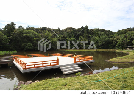 Ise Grand Shrine Geku Magatama Pond and Stage Ise Grand Shrine Geku Magatama Pond and Stage 105793695