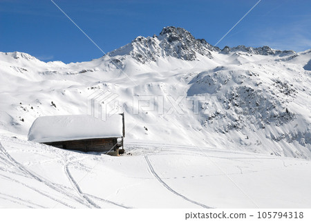White mountain near Hauteluce and Contamines Monjoie 105794318