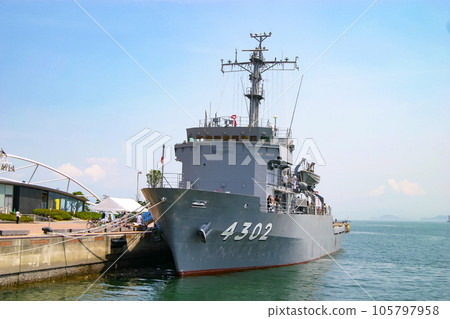 Maritime Self-Defense Force multipurpose support vessel Suou Maritime Self-Defense Force multipurpose support vessel Suou 105797958
