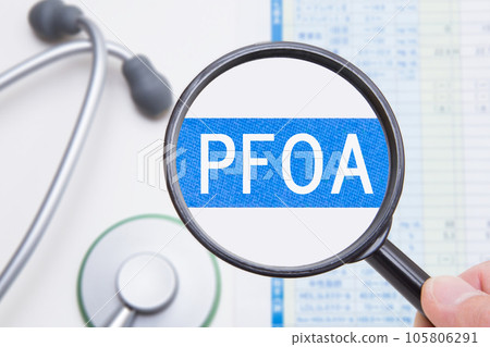 drinking water, stethoscope, medical 105806291