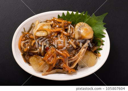 Seafood pickles (masu salmon roe, scallops, herring roe, Matsumae pickles) Seafood pickles (masu salmon roe, scallops, herring roe, Matsumae pickles) 105807604