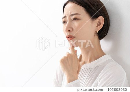 思考中女 105808980