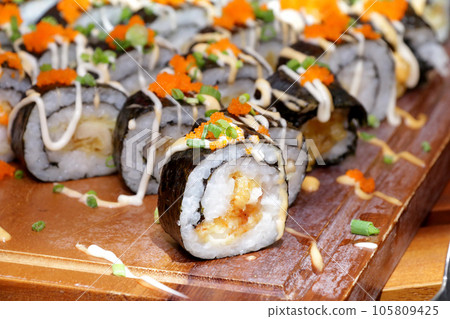 Shushi 1 105809425