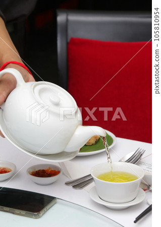 Teapot 1 105810954
