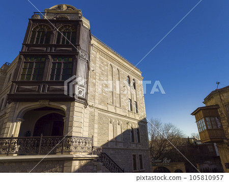 Beautiful buildings in the old city of Baku, Azerbaijan / Baku, Azerbaijan Beautiful buildings in the old city of Baku, Azerbaijan / Baku, Azerbaijan 105810957