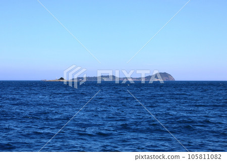 Genkai Sea Ogawa Island and Yobuko Hirase Lighthouse (Karatsu City, Saga Prefecture) 105811082