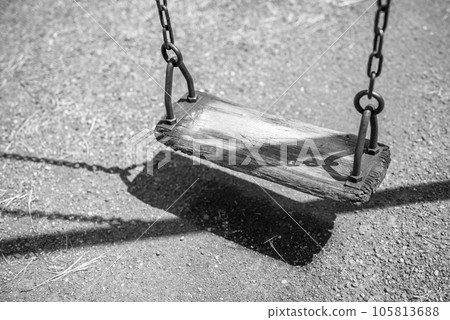 park swing image 105813688