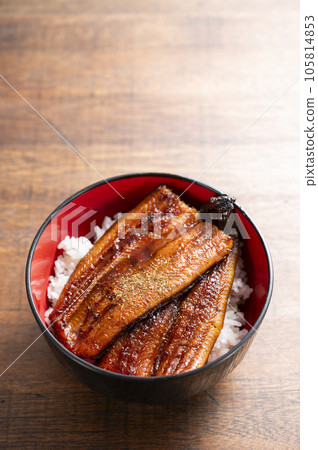 鰻 丼 105814853
