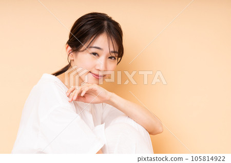 年輕女性的美麗 年輕女性的美麗 105814922