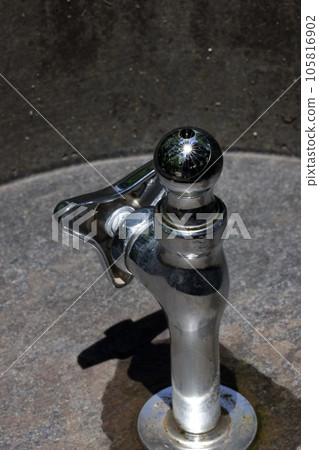 Park's water faucet Park's water faucet 105816902