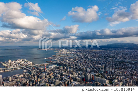 Townscape surrounding Hakata Bay Before landing at Fukuoka Airport 105816914