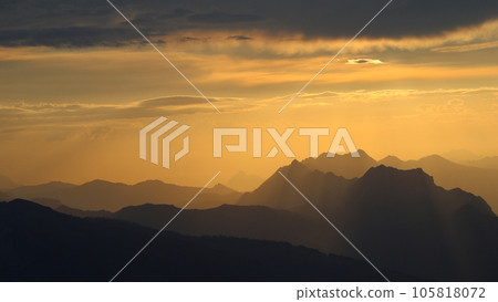 Mount Augstmatthorn, Tannhorn and Brienzer Rothorn at sunrise. 105818072