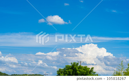 八月夏日的天空 105818267